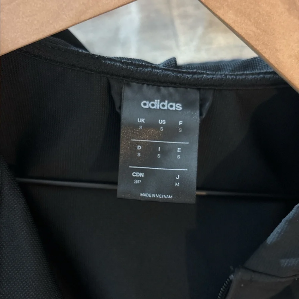 adidas men’s essentials